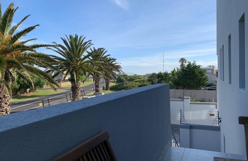 Melkbosstrand Apartment | Aloha - Melkbosstrand