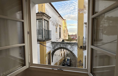 Evora House | Alojamento Bombarda 15 Evora