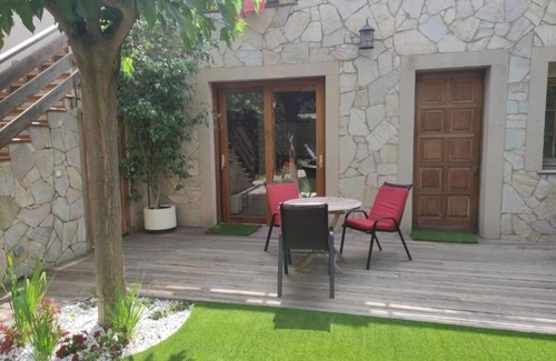 El Prat de Llobregat House | Alojamiento independiente de invitados el Olivo