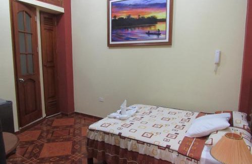 Iquitos Hotel | Alojamiento El Cardenal