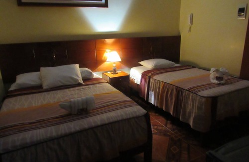 Iquitos Hotel | Alojamiento El Cardenal