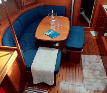 Baiona Old Town Boat Rental | Alojamiento Singular en Baiona