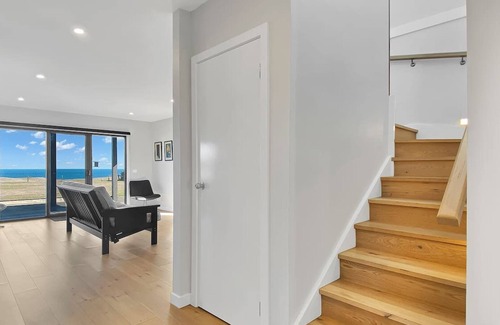 San Remo House | Alonda - Ocean Views - Linen Included