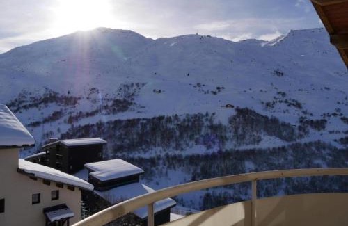 Les Menuires Hotel | Alpeen Hotel