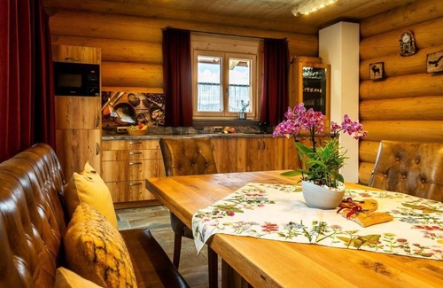 Kruen Apartment | Alpenchalet St. Ulrich - Alpenchalet St. Ulrich, shower/bath/toilet/2 bedrooms