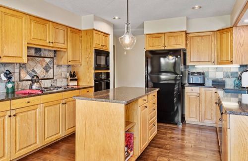 Windcliff Estates House | Alpenglow Vacation Home At Windcliff 4 Bedroom Home by RedAwning