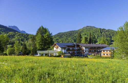 Berchtesgaden Hotel | Alpenhotel Weiherbach Berchtesgaden Hallenbad und Sauna