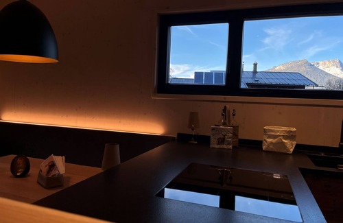 Unterschonau Apartment | Alpenlodges Chalet Lärche, 65 qm, Separates Schlafzimmer, Bad, Sauna, Balkon und Terrasse