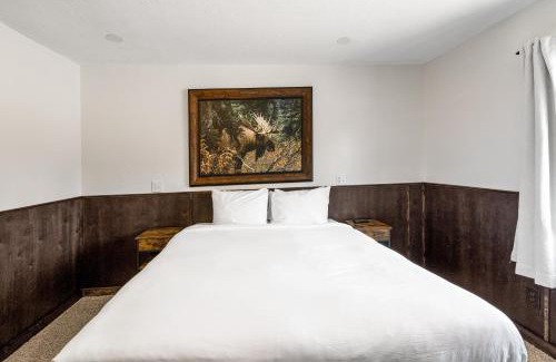 West Yellowstone House | Alpine #2