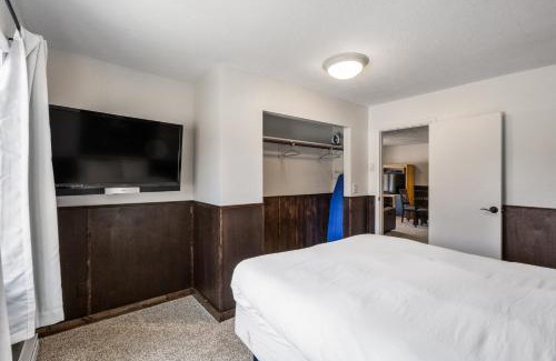 West Yellowstone House | Alpine #2