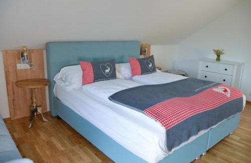 Tauplitz Apartment | Alpine Appartement Top 8 by AA Holiday Homes