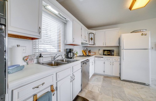 Alpine Lake House | Alpine Lake Resort Home: Stunning Lake Views!