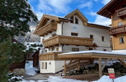 Soelden Ski Chalet | Alpine Lodge Sölden - Chalet & Apart