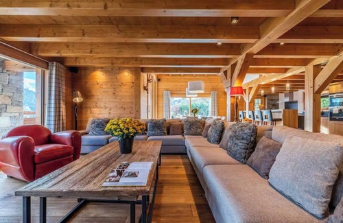Les Gets Ski Chalet | Alpine retreat in the stunning Les Gets Chalet