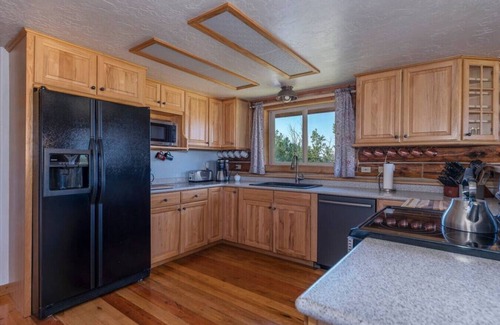 Tetonia Cabin | Alpine Retreat | Teton Views, Steller Skiing, National Parks