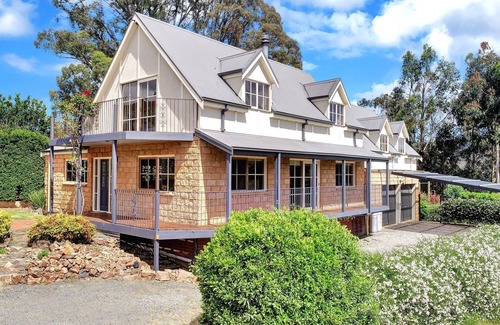 Merrijig House | Alpine Sadler Retreat
