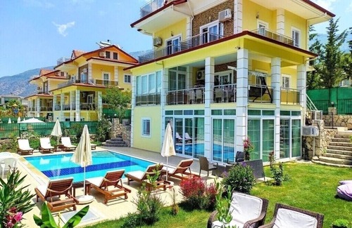 Fethiye City Center Villa | Alpine Villa Hisarönü Ölüdeniz Ovacık Fethiye 6+2, 12 people with Private Pool