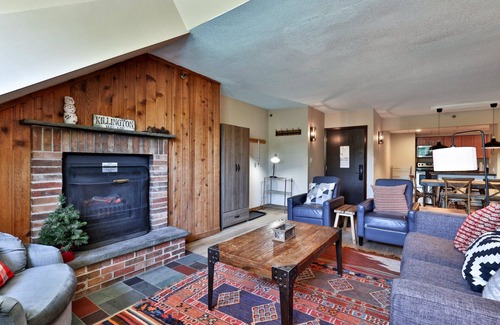 Killington Condo | Alpine Vista Condo | Killington 2BR/2BA | Sleeps 6 | Pool & Hot Tub | Free Shuttle to Slopes