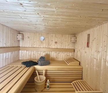 Kranzegg Apartment | Alpinum Chalet mit privater Außensauna