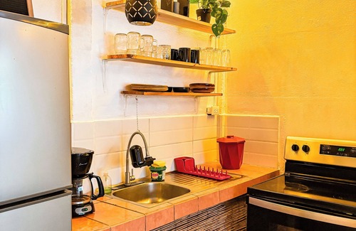 Manzanillo Bed & Breakfast | Alquimia Caribbean Bed & Breakfast with AC in Manzanillo Costa Rica