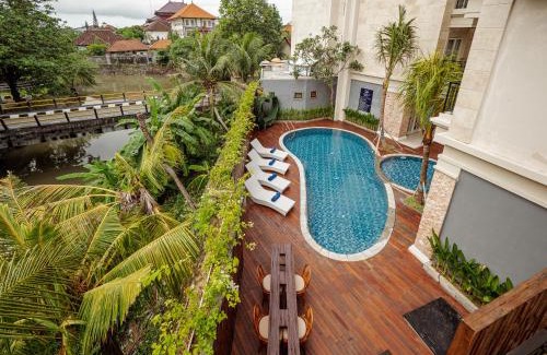 Raya Kuta Hotel | Alron Hotel Kuta