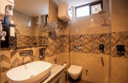 Bhagsu Nag Hotel | Alt Life Luxe Himalayan Crown Mcelodganj