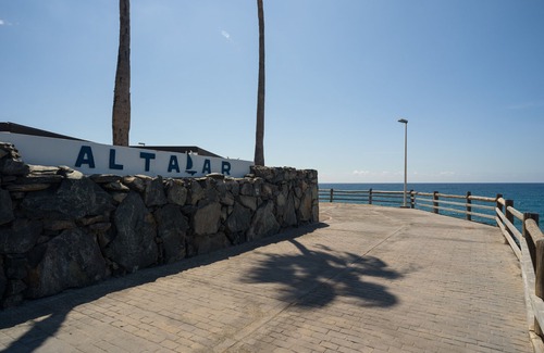 Playa del Aguila Ski Chalet | Altamar 60 Balcony beach views By CanariasGetaway