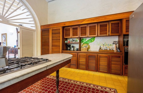 Centro House | Alta Gastelbondo