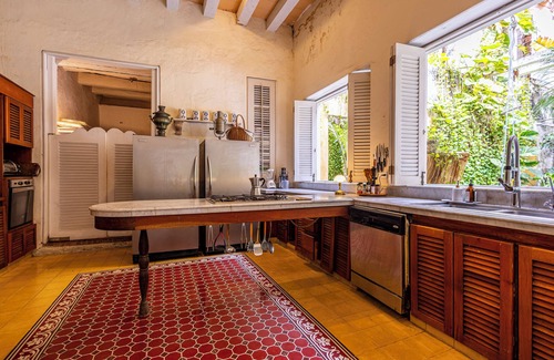 Centro House | Alta Gastelbondo