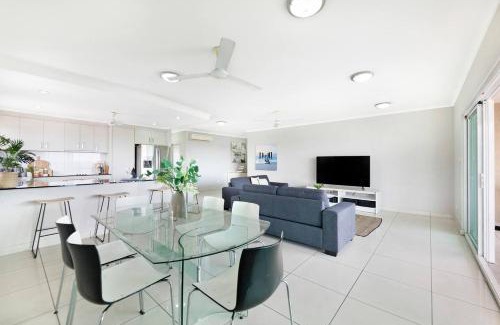 Darwin City Centre Apartment | Alta Vista - City View Oasis in the Heart of Darwin