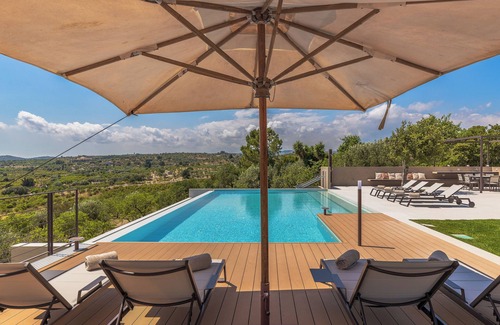 Noto Villa | Altamira - Luxury Villa with pool 5 minutes from Noto