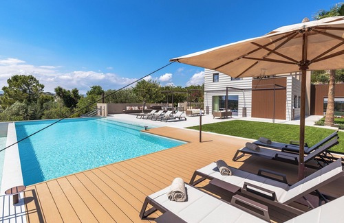 Noto Villa | Altamira - Luxury Villa with pool 5 minutes from Noto