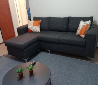 Pretoria Apartment | Alternate Cosy Home