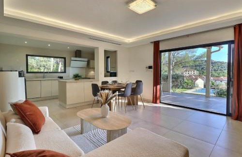 Ventabren House | Altinea - Family Home with Infinity Pool