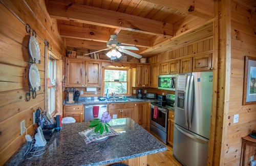 Crumpler Cabin | Altitude Adjustment - Private - Views - Short Drive to the New River and West Jefferson