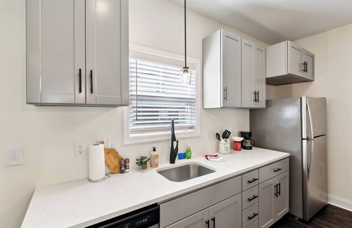 Clarksville Apartment | Alto L5 I Great For The Family I Pool I Parking