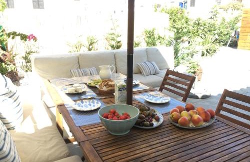 Altura House | Altura LP Sunny House