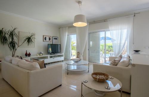 Bernarda Villa | Altura Villa