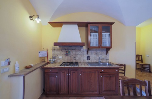 Bovara House | Alvavista2 apartment with pool, 20 minutes' drive from the center of Assisi.