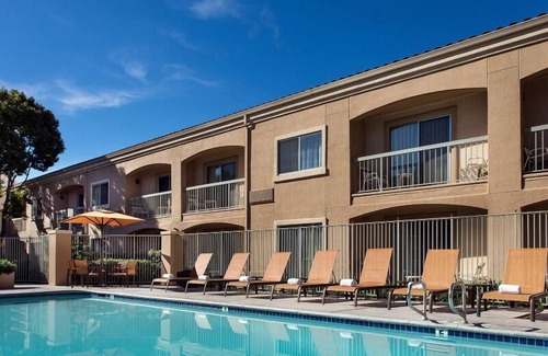 Camarillo Hotel | Always a Great Idea To Unwind! Pet-Friendly, Near Pleasant Valley Fields