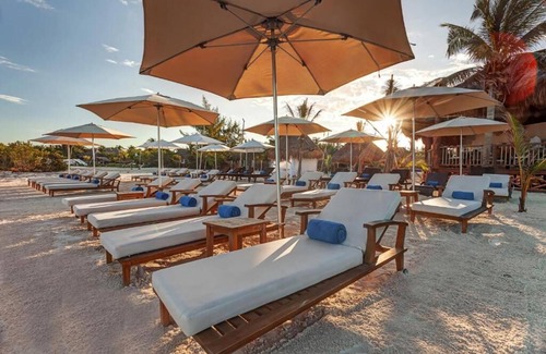 Isla Holbox Hotel | Always a Great Idea To Unwind and Restore on your Stress-Free Vacation! Pool!