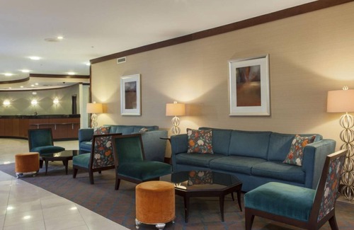 Buford Highway House | Always a Great Idea To Unwind! Explore the Best of Atlanta! Free Parking, Pool!