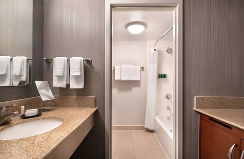 Camelback East Hotel | Always a Great Idea To Unwind! w/Pool, Short Drive to Arizona Science Center