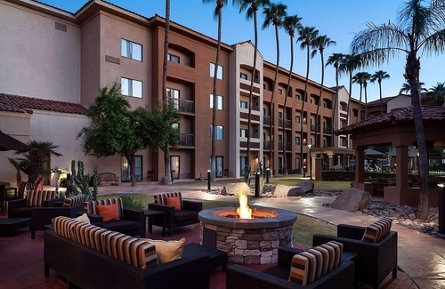 Camelback East Hotel | Always a Great Idea To Unwind! w/Pool, Short Drive to Arizona Science Center