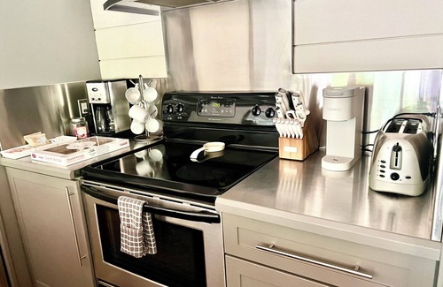 Fontana Condo | Always Saturday | Abbey Springs | Sleeps 8