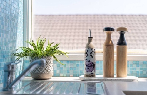 Bondi Apartment | Always Summer - Short Walk to Bondi Beach