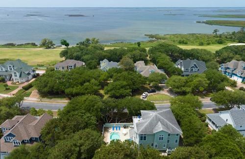 Corolla House | Always Summer