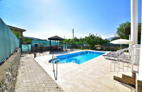 Yesiluzumlu Villa | Alya Üzümlü