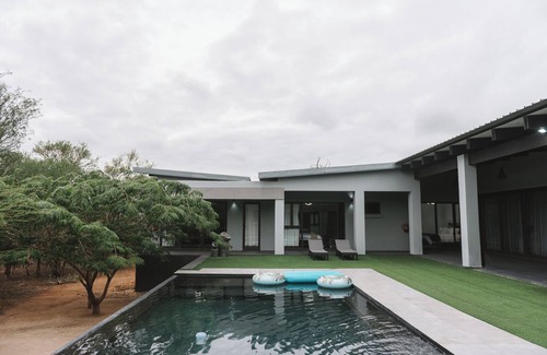 Hoedspruit Villa | AM Villa Hoedspruit Wildlife Estate