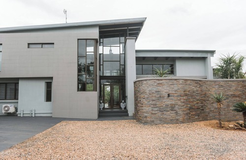 Hoedspruit Villa | AM Villa Hoedspruit Wildlife Estate